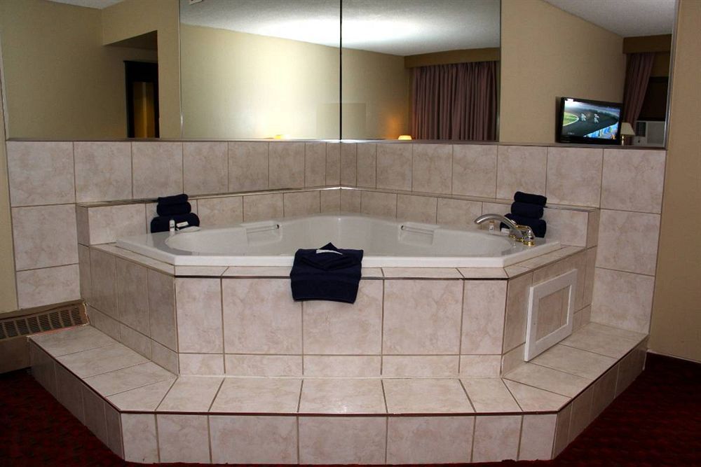 Argyll Plaza Hotel Edmonton Ngoại thất bức ảnh