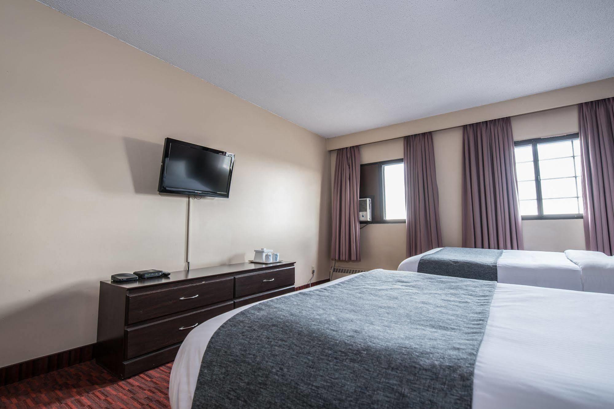 Argyll Plaza Hotel Edmonton Ngoại thất bức ảnh