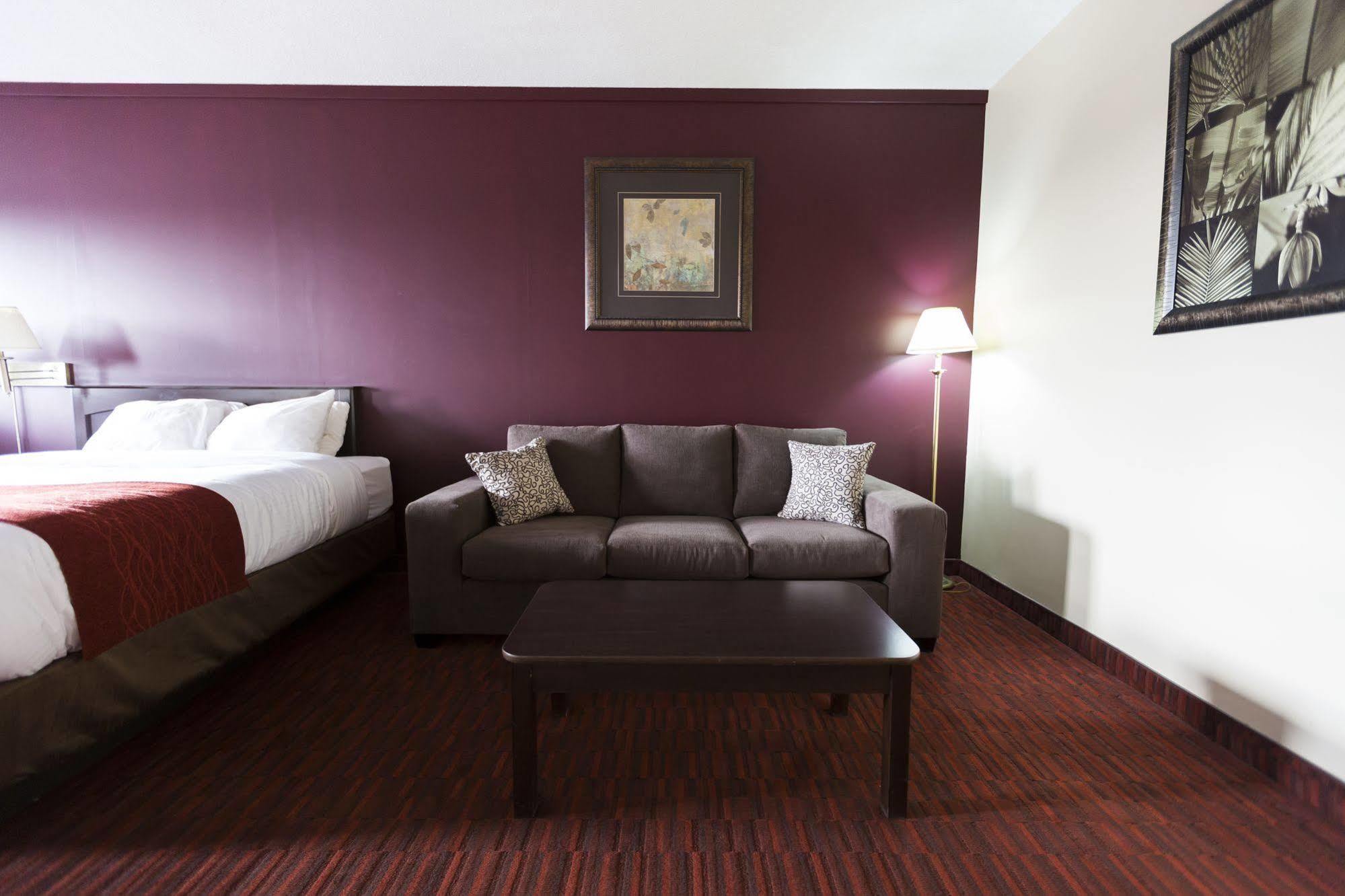Argyll Plaza Hotel Edmonton Ngoại thất bức ảnh
