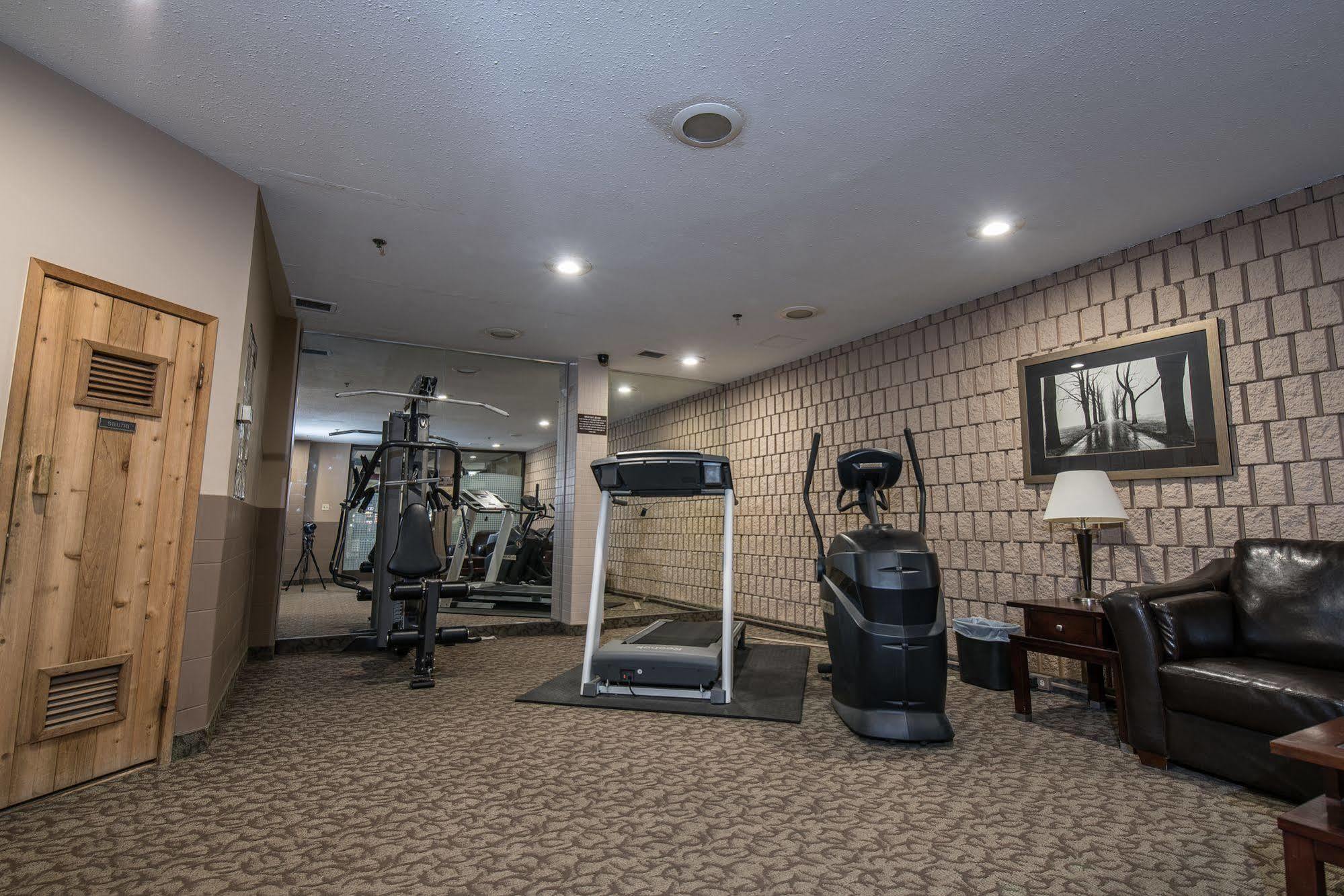 Argyll Plaza Hotel Edmonton Ngoại thất bức ảnh