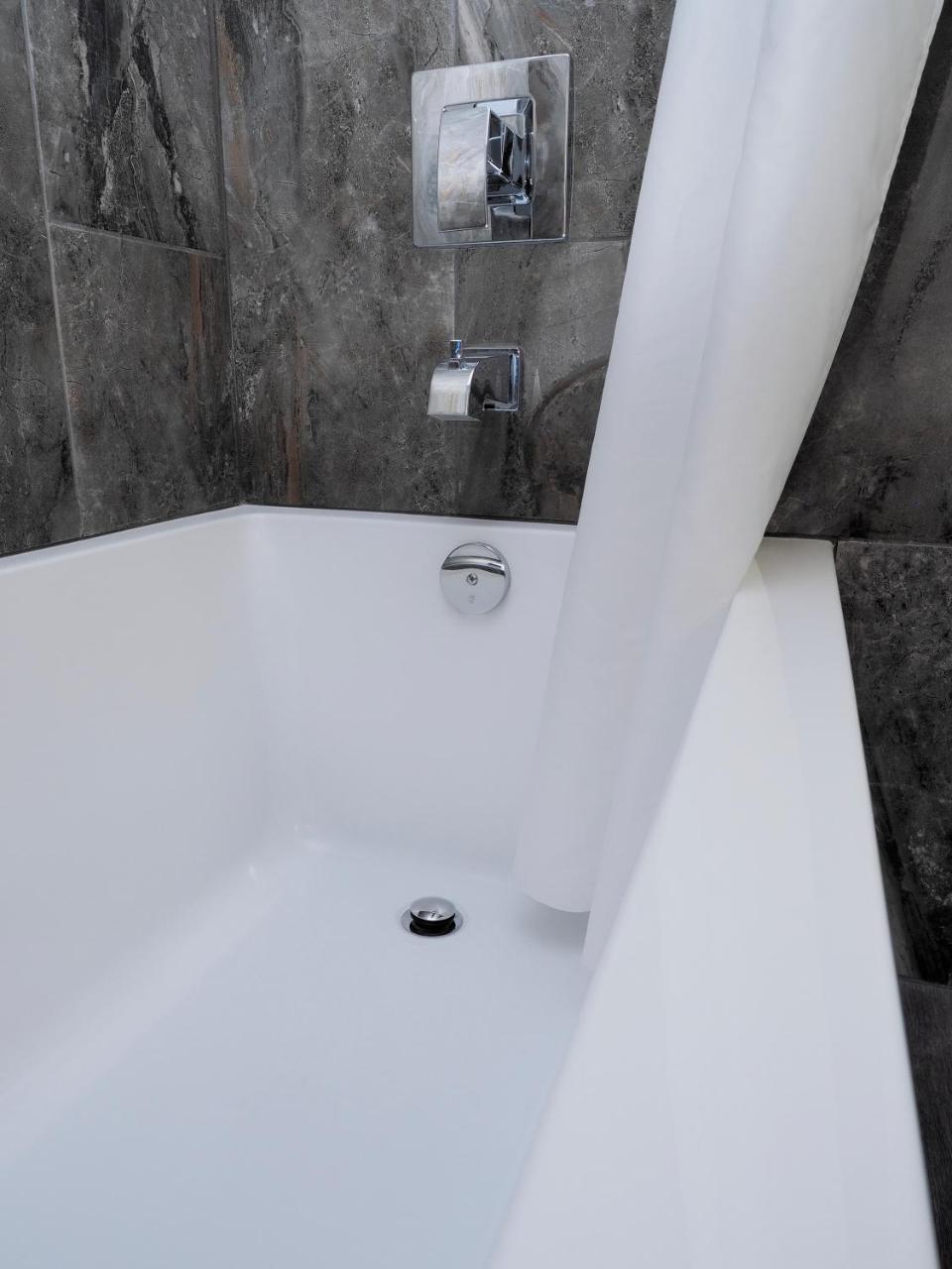 Argyll Plaza Hotel Edmonton Ngoại thất bức ảnh